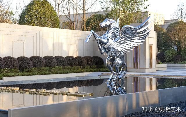 在進行景觀雕塑估價時,需要綜合考慮的因素